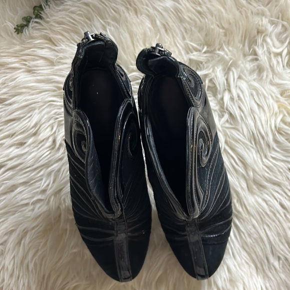 Brian Atwood Figara Suede Patent Platform circus Booties size 37 noir black - Picture 9 of 13